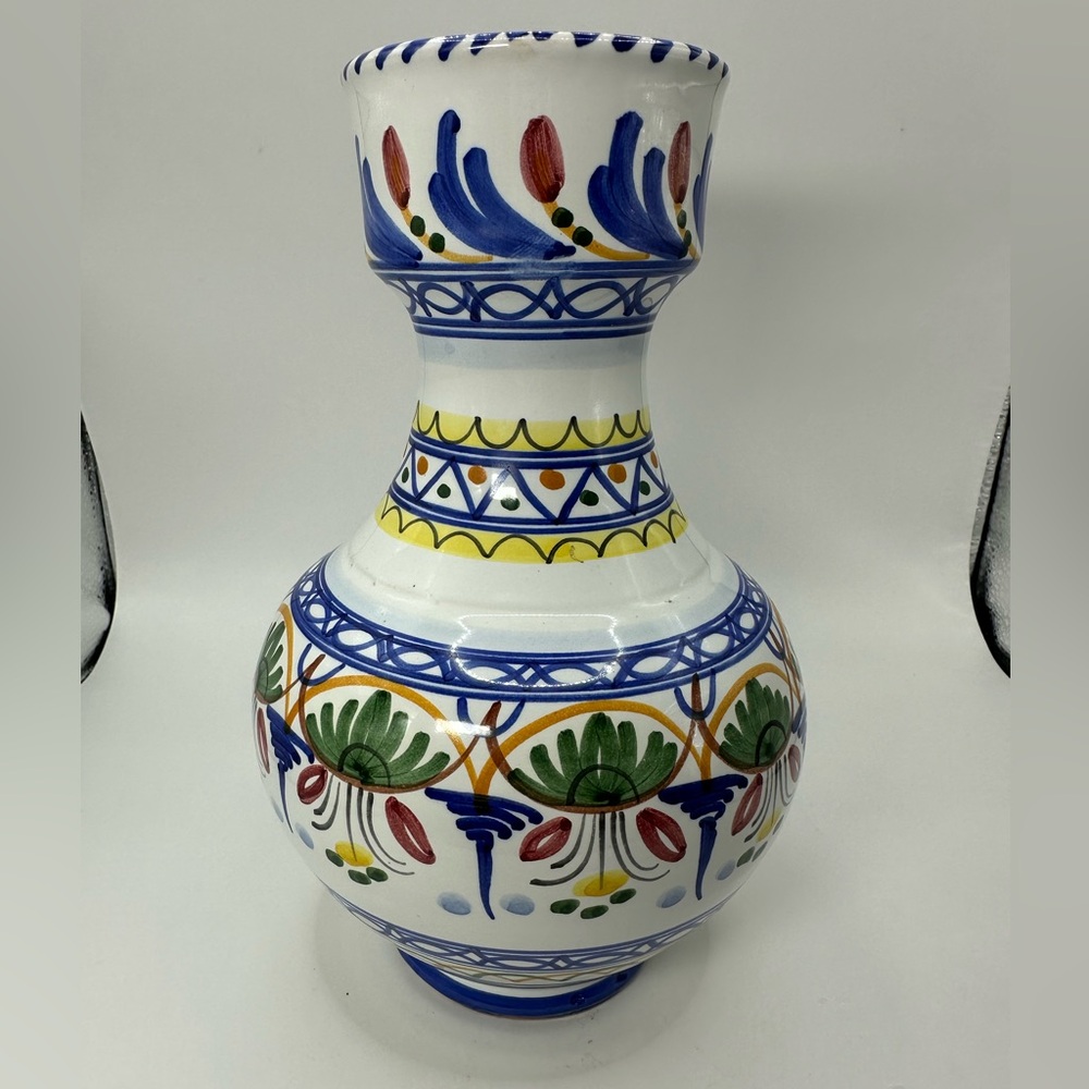 De La Cal Barreira Puente ceramic vase hand painted Spain 8"